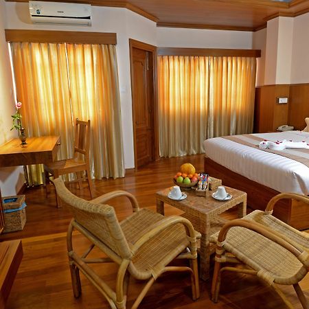 Hotel Sidney Yangon Dış mekan fotoğraf