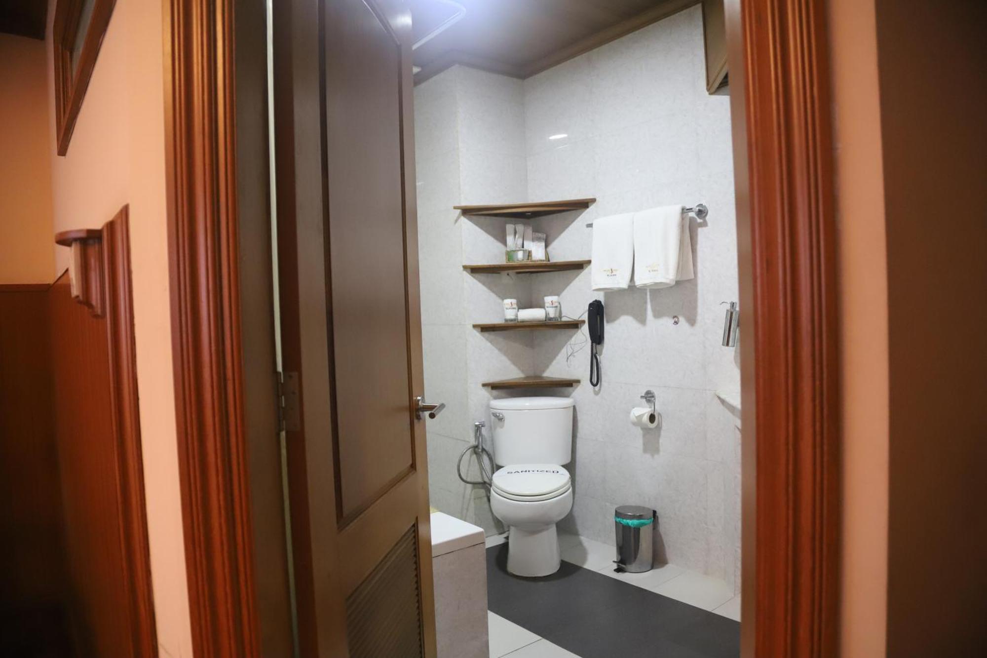 Hotel Sidney Yangon Dış mekan fotoğraf