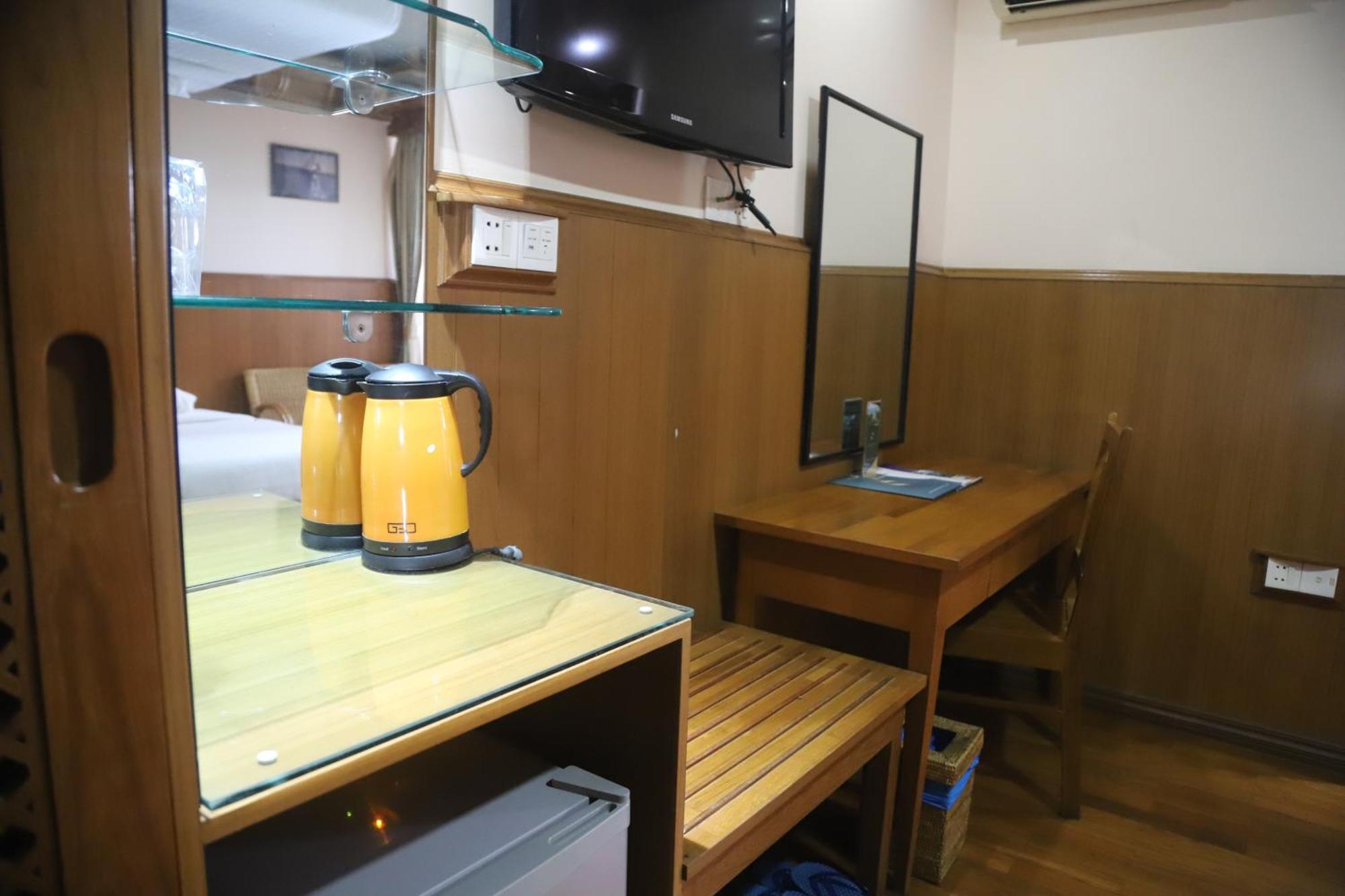 Hotel Sidney Yangon Dış mekan fotoğraf