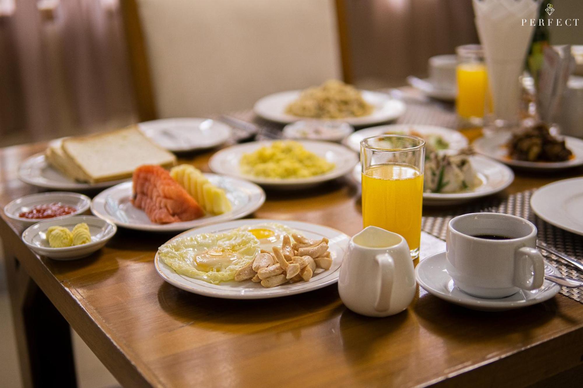 Hotel Sidney Yangon Dış mekan fotoğraf