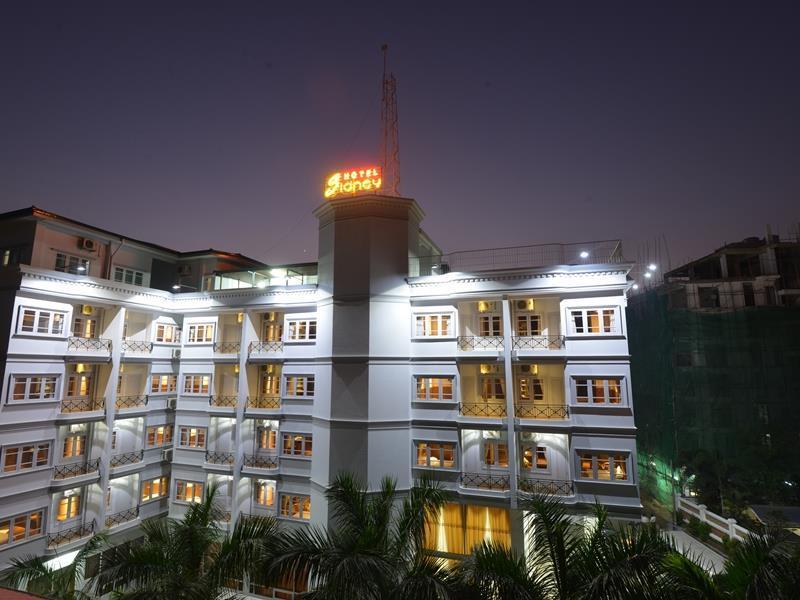Hotel Sidney Yangon Dış mekan fotoğraf